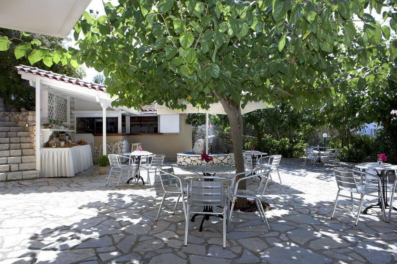 Dafnoudi Hotel Apartments Antipata  Екстер'єр фото