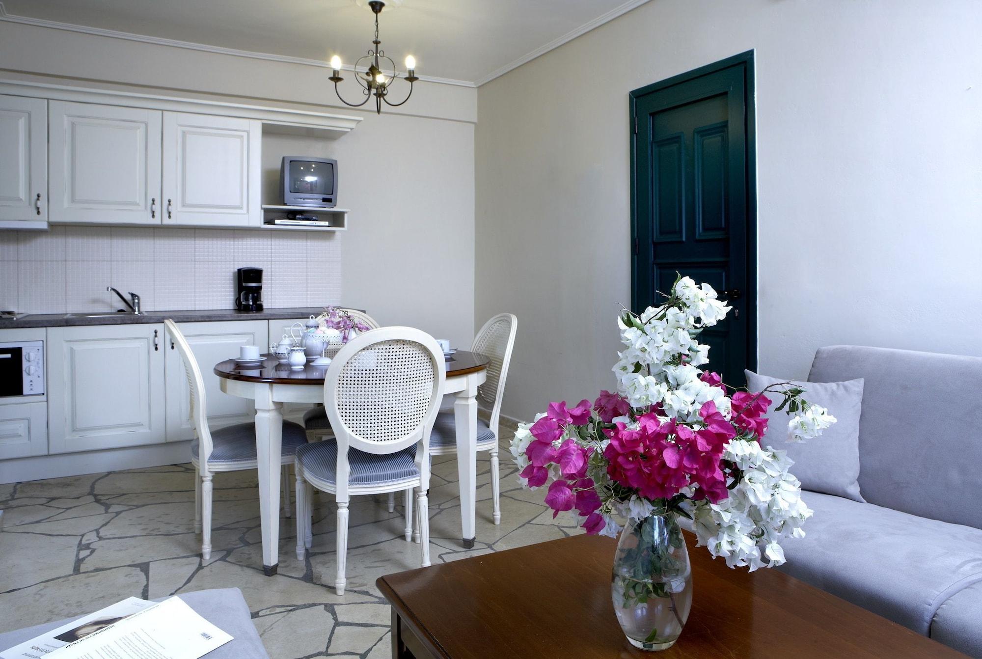 Dafnoudi Hotel Apartments Antipata  Екстер'єр фото