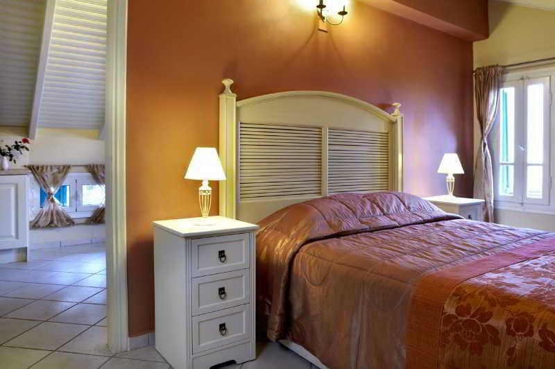 Dafnoudi Hotel Apartments Antipata  Екстер'єр фото